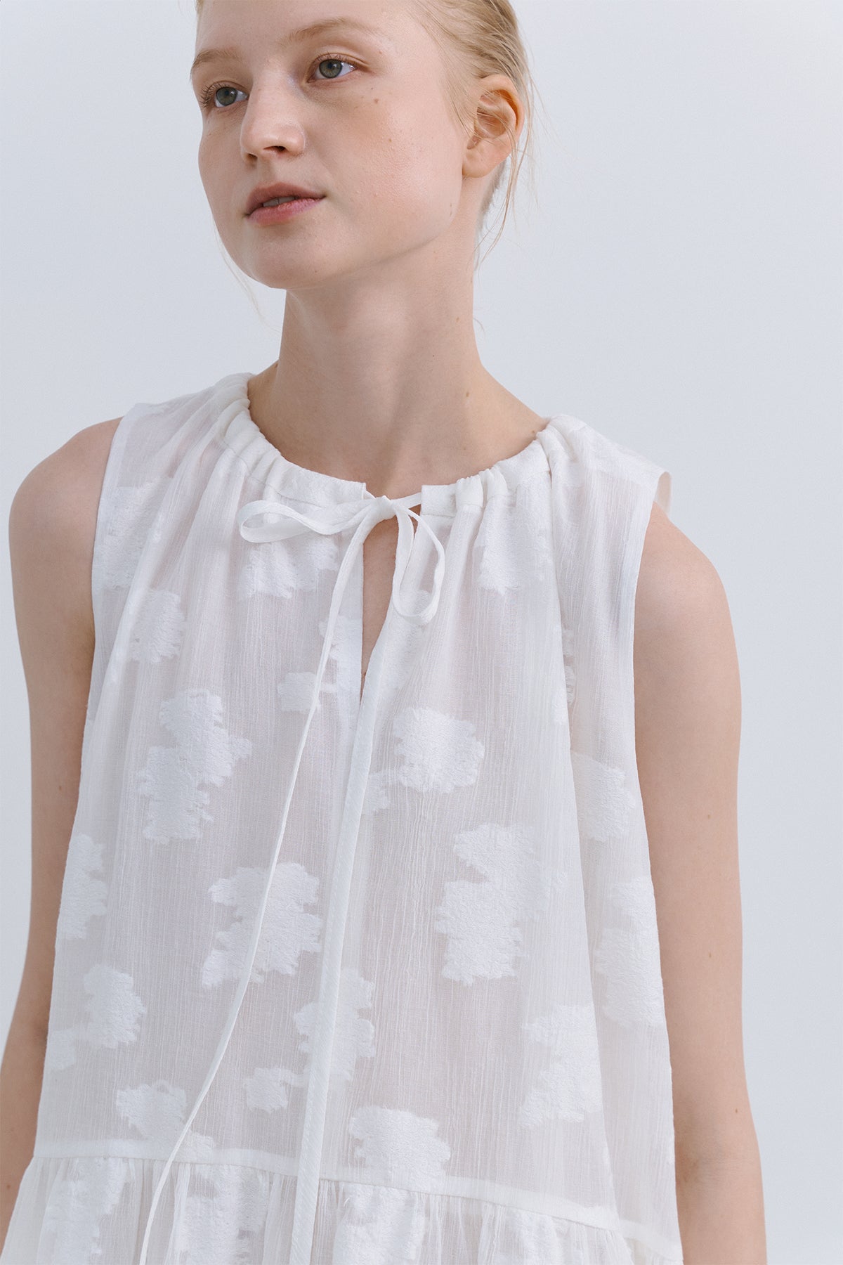 LEAF HALTER DRESS - IVORY
