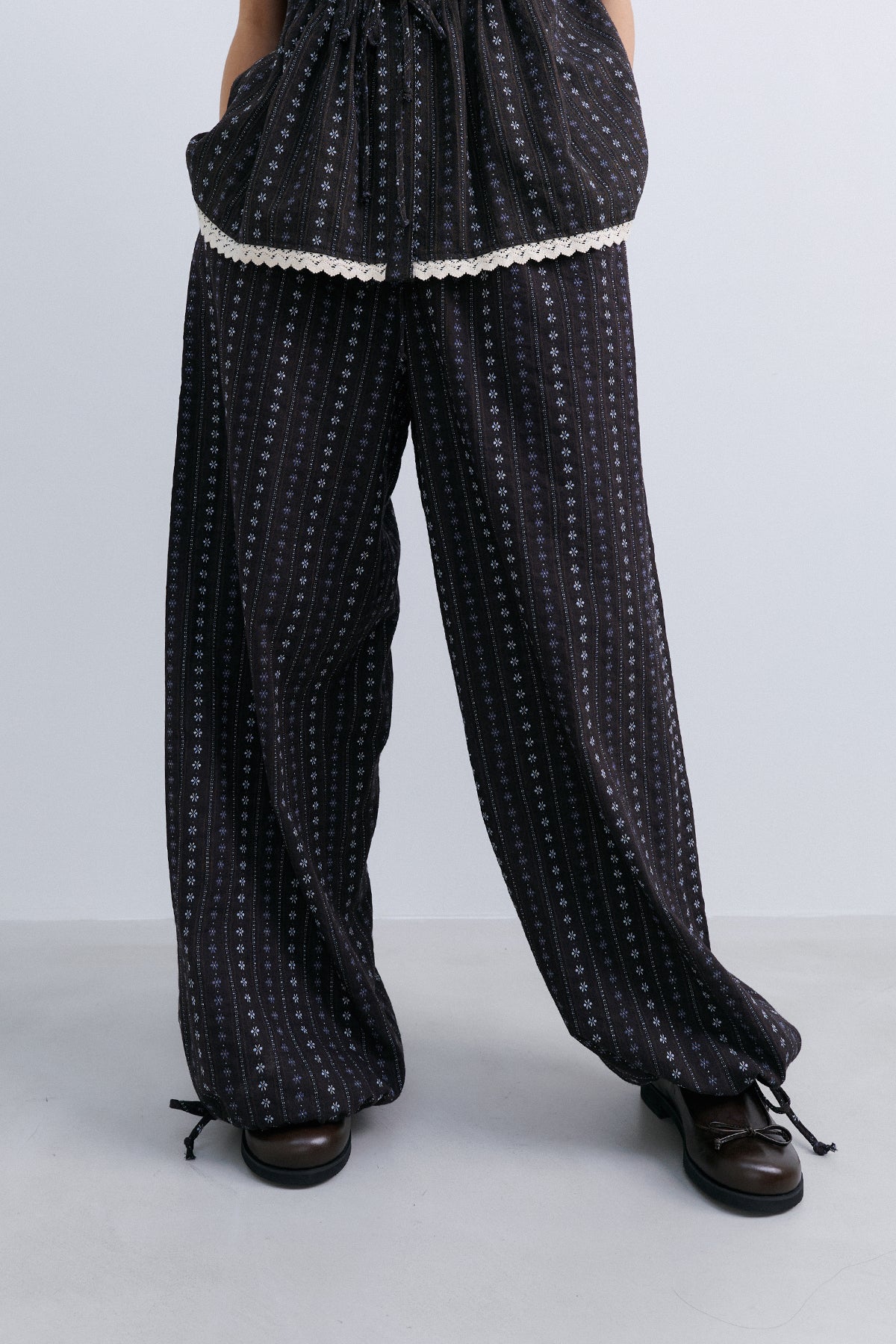 JOGGER PANTS - BROWN