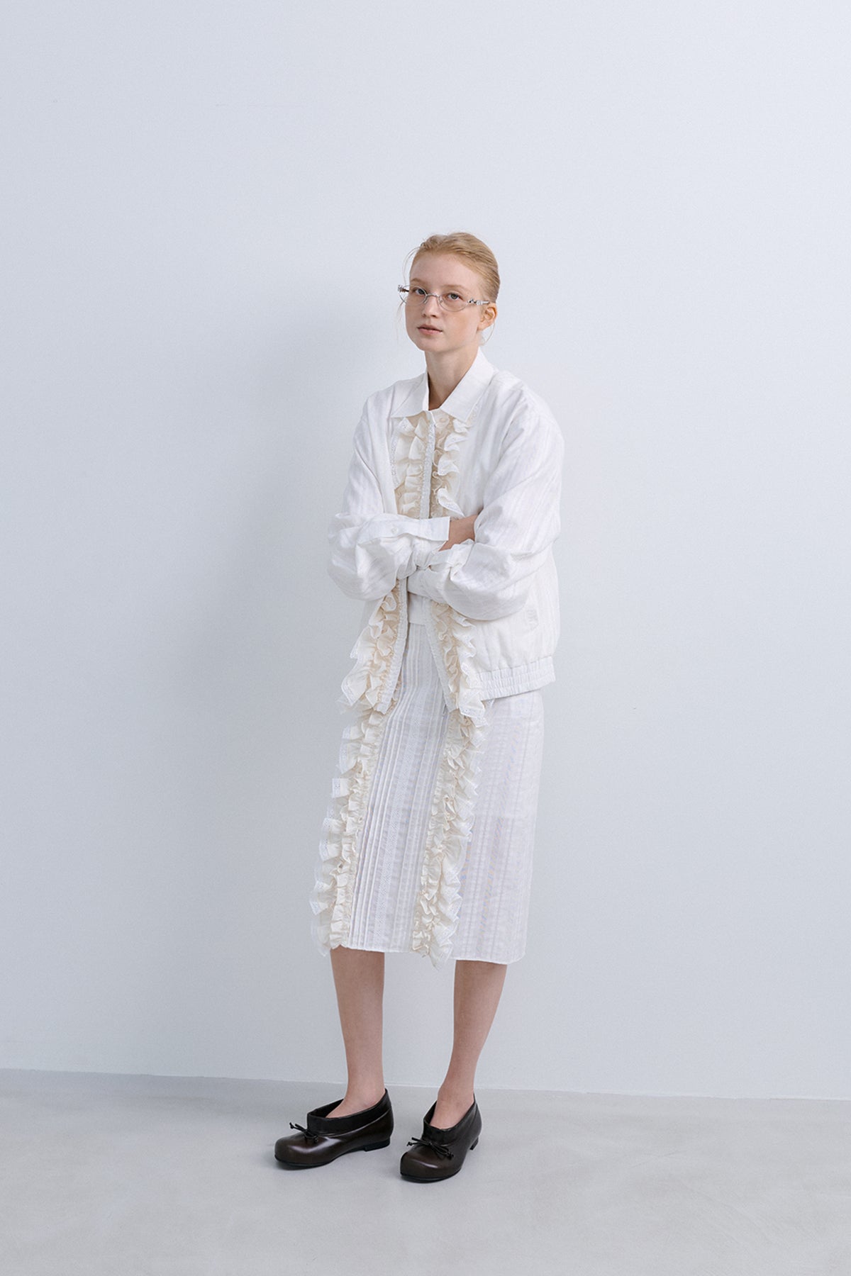 FLOWER RUFFLE BOMBER - IVORY