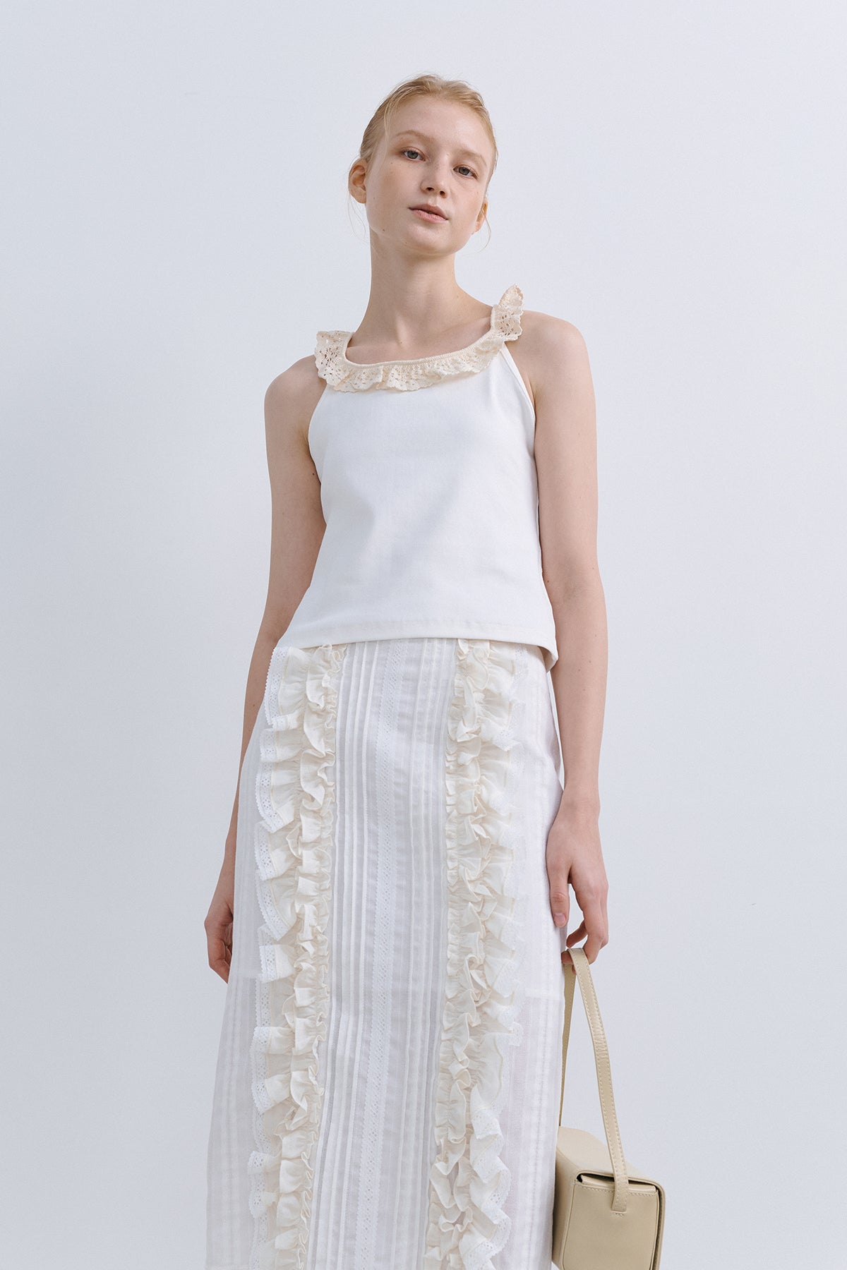 RUFFLE SKIRT - IVORY