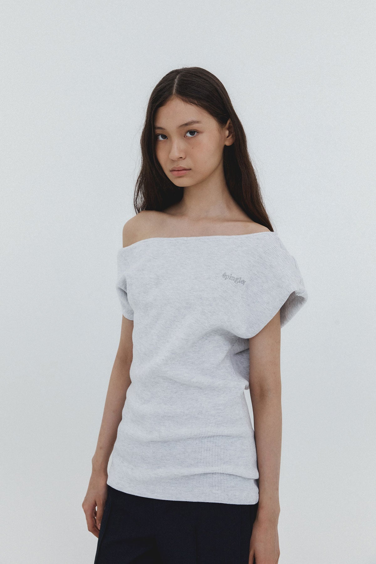TWISTED ASYMMETRIC T - LIGHT GREY