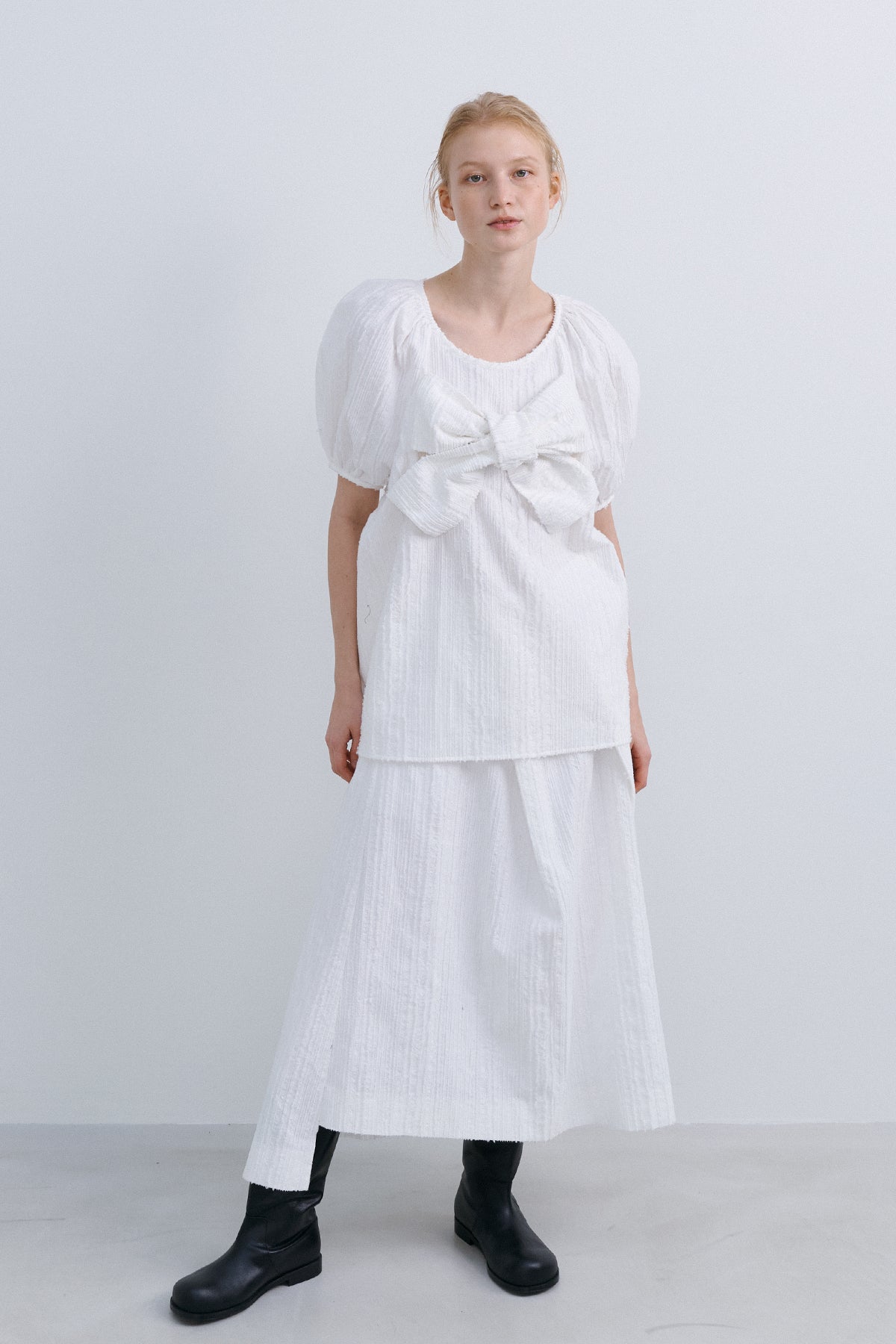 ORIGAMI RIBBON PATCHED BLOUSE - IVORY