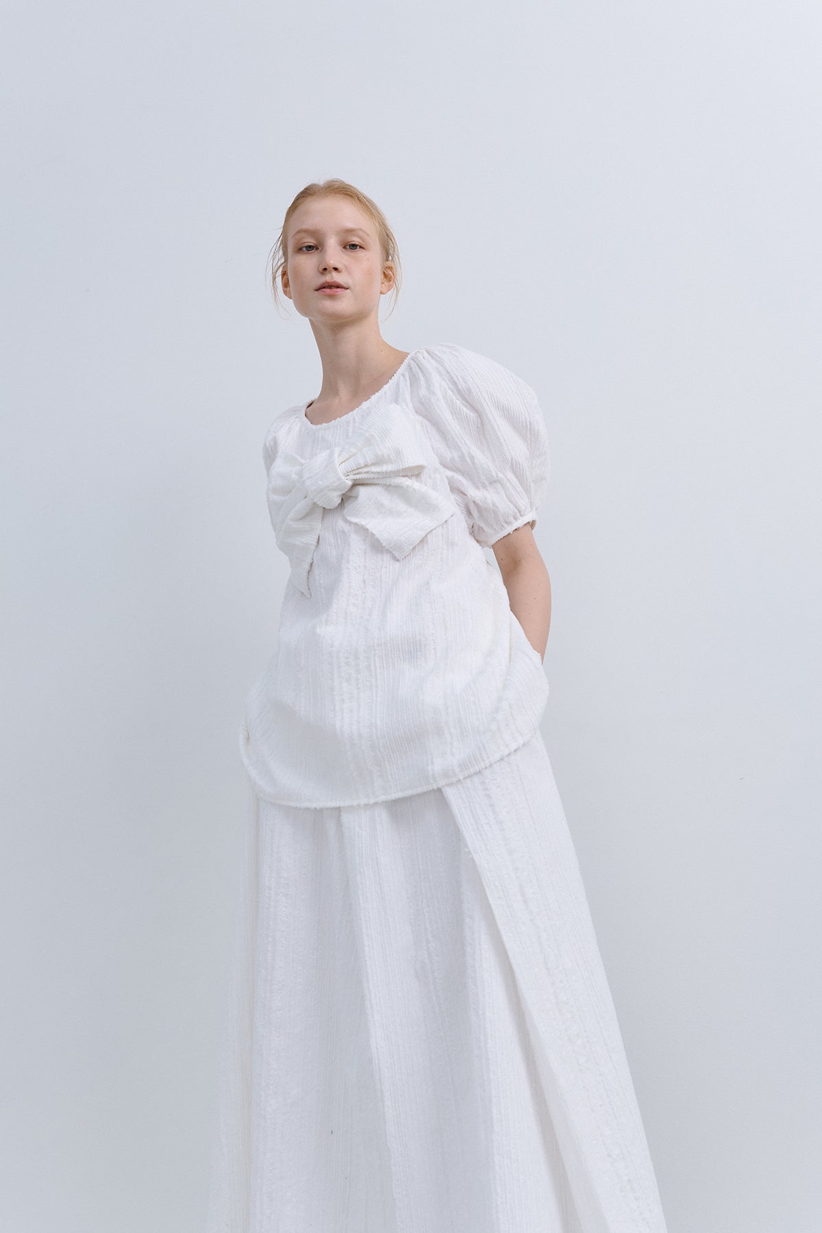 ORIGAMI RIBBON PATCHED BLOUSE - IVORY