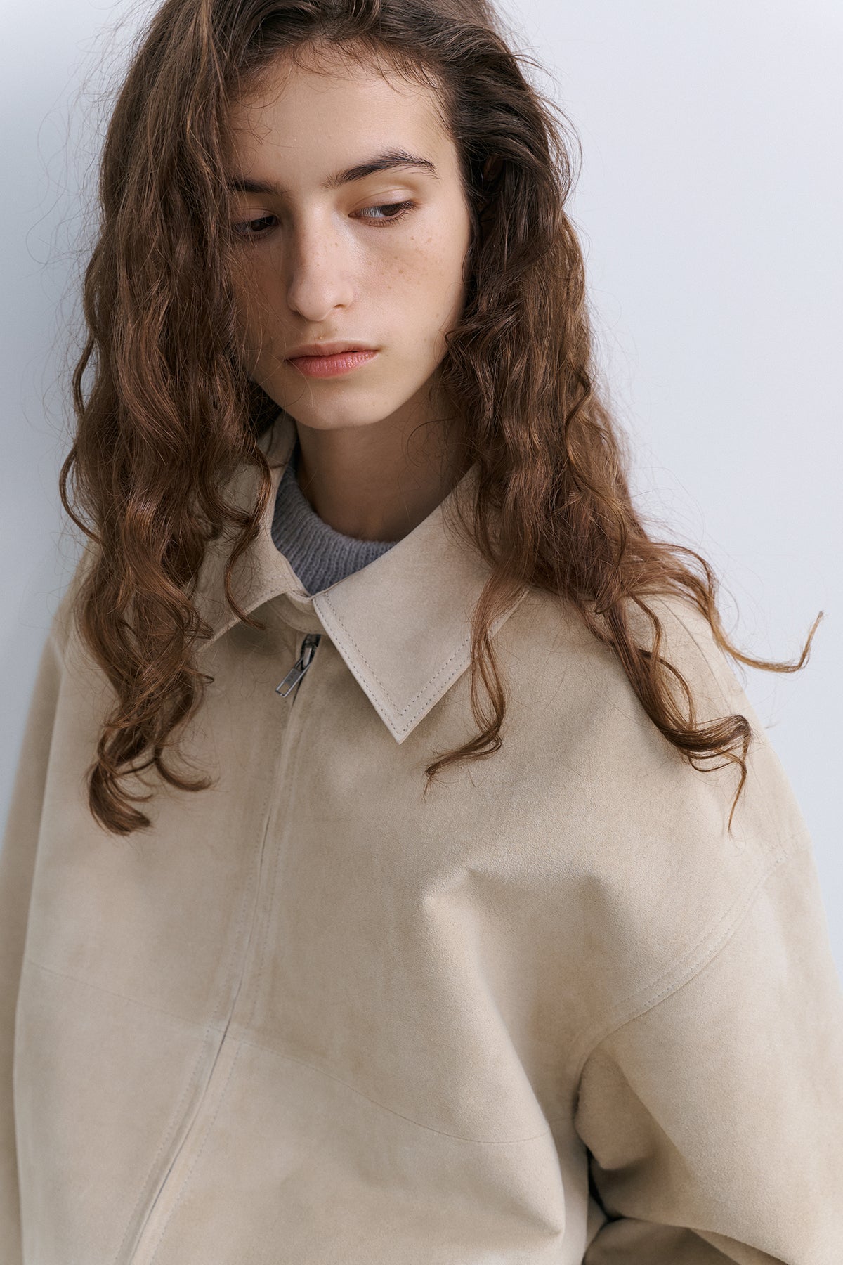 SUEDE BOMBER JACKET - ASH BEIGE LEATHER