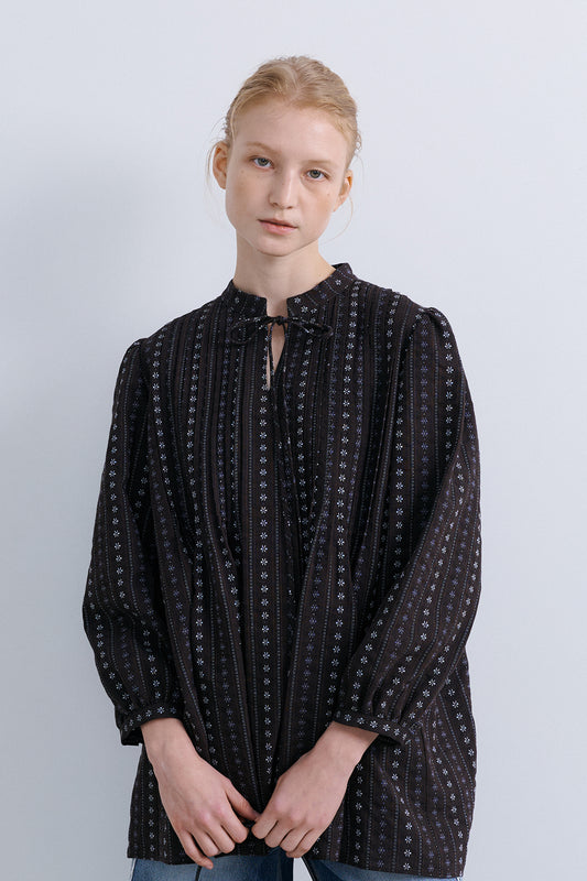 TUCKING BLOUSE - FLOWER BROWN