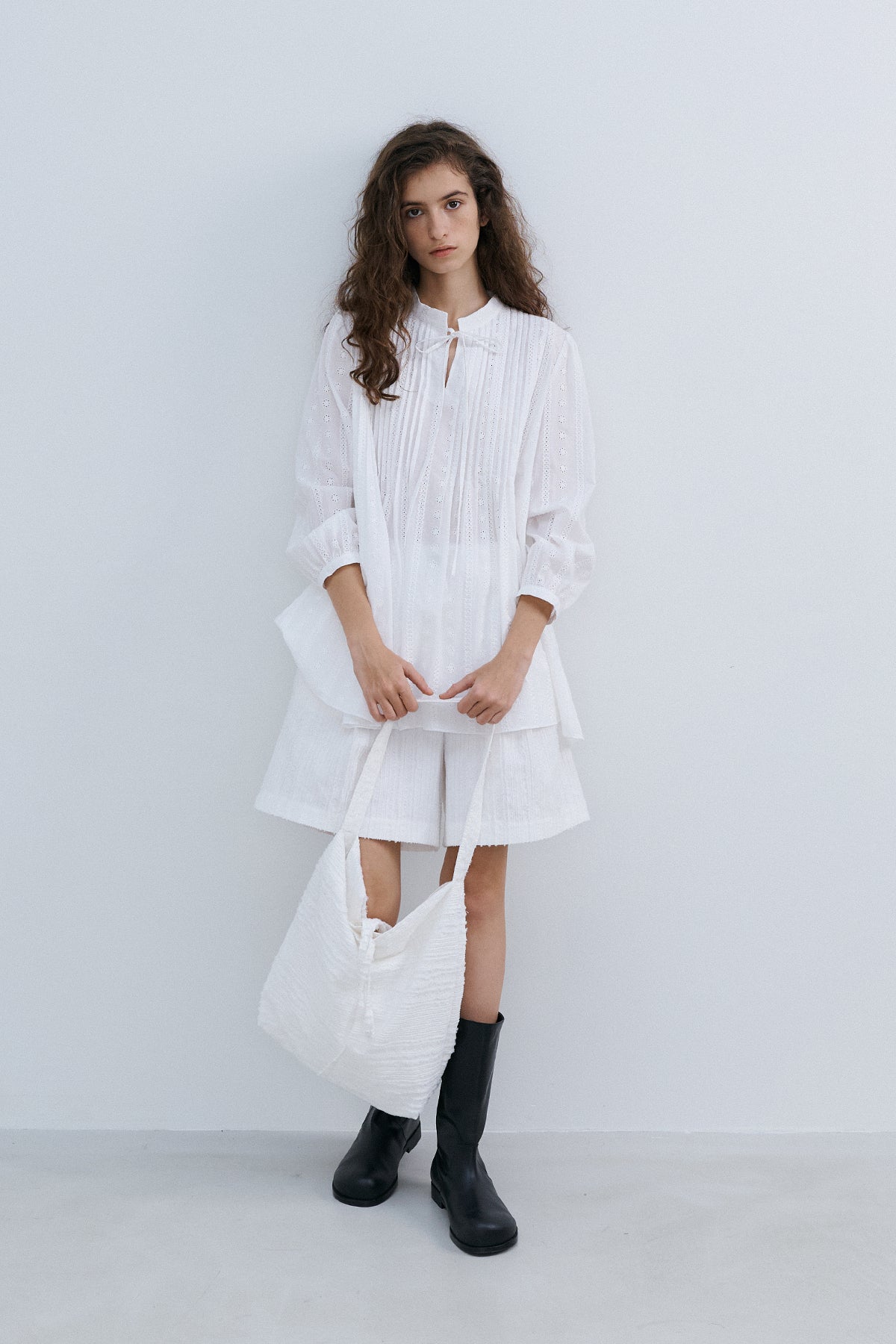 TUCKING BLOUSE - WHITE