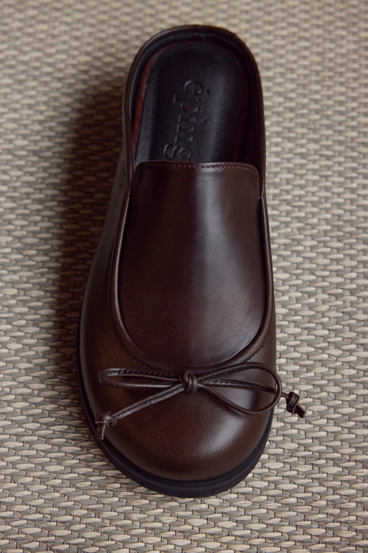 DUMPLING RIBBON MULE - BROWN
