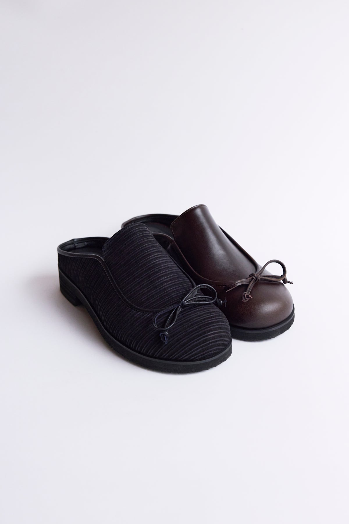 DUMPLING RIBBON MULE - BROWN