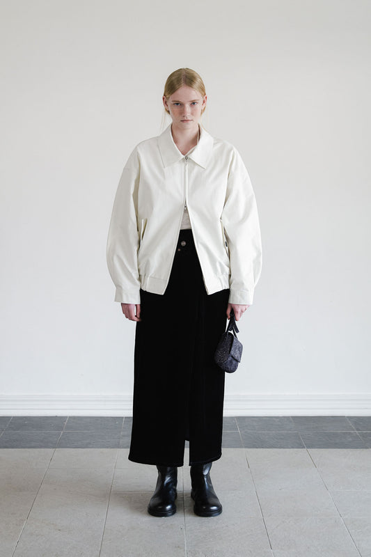 FLARE BACK FLAP JACKET - WHITE