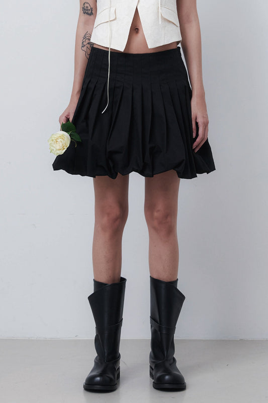 PLEATED SHORT PUFF SKIRT - BLACK